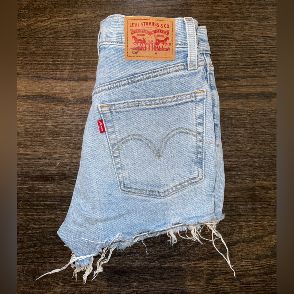 Levi’s 501 shorts
